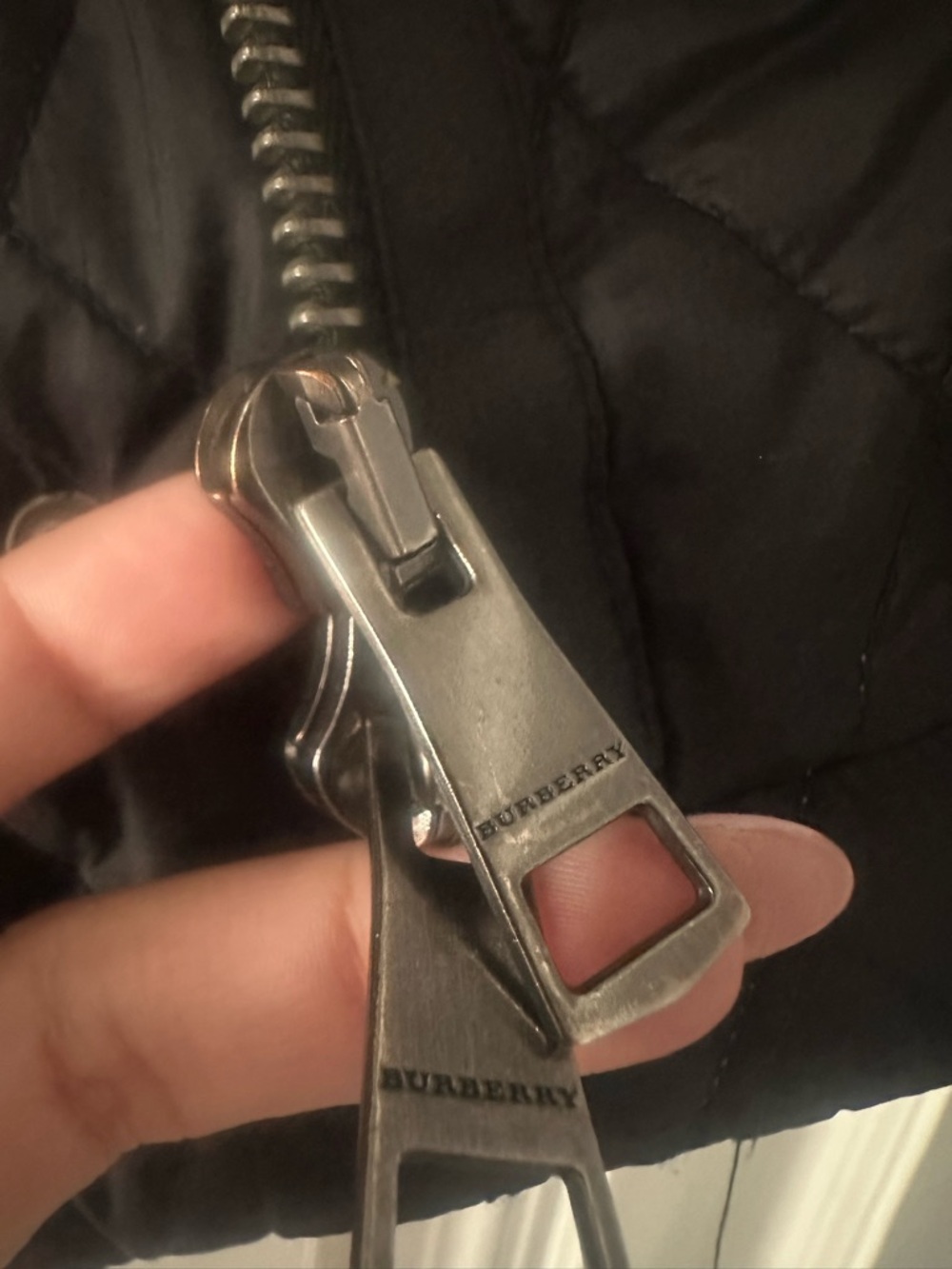 Burberry Quilted Jacket with Check Lining - Picture 3 of 7